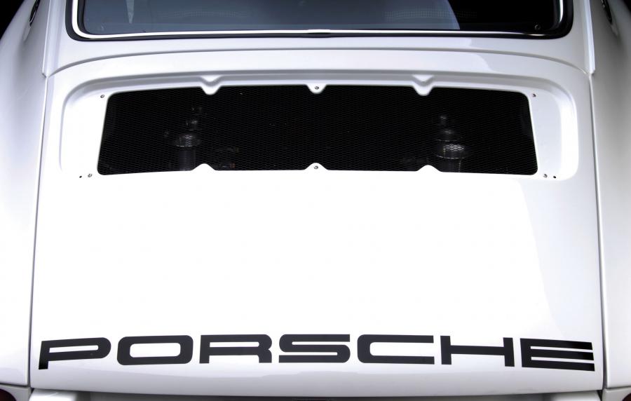  Porsche 911 R Conversion Coupe 1971 года  (фото 12 из 16)